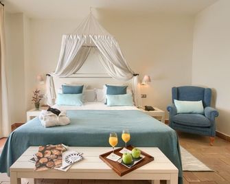 Hotel Convent de Begur - Begur - Bedroom