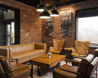 Best Western Plus Newark Airport West - Newark - Lounge