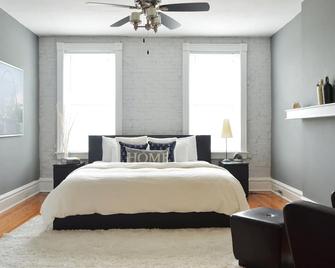 Chic, Clean & Roomy, Cute Backyard The Hill - San Luis - Habitación