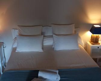 Beautifully decorated room close to Beauval zoo and Chenonceaux castle - Céré-la-Ronde - Habitación