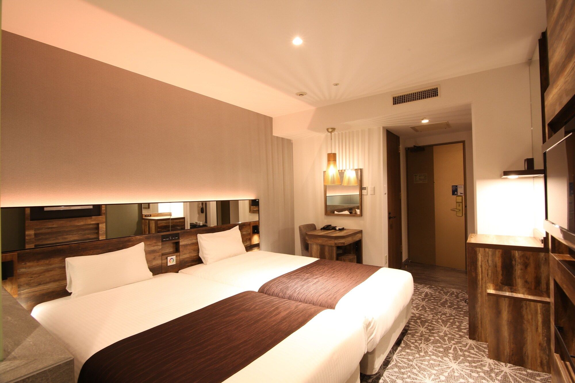 Quintessa Hotel Sapporo