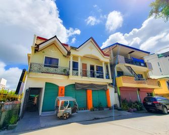 Candice Lucy Hotel - Malay - Edificio