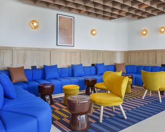 Holiday Inn Express Pamplona By IHG - Pampelune - Salon