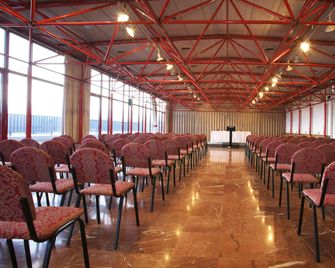 Domo - Vilafranca del Penedès - Sala de reuniones