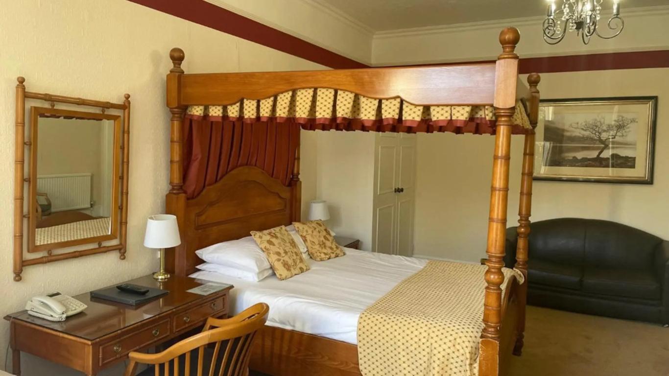 Canterbury Hotel