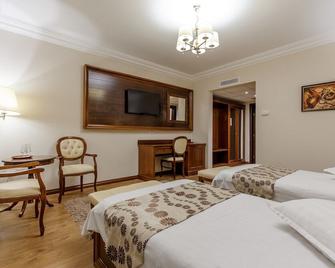 Hotel Gabriela - Săcel - Bedroom