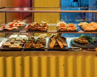 Soneca Plaza Hotel - São Paulo - Buffet