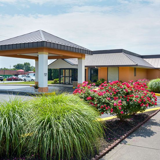 Building view of Quality Inn