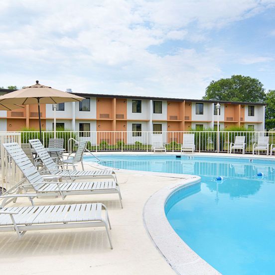 Pool view of Quality Inn