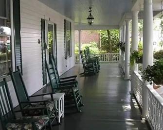 Rosemary House B&B - Pittsboro - Balcón