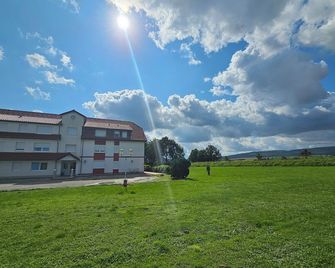 Hotel Restaurant Itzumer Paß - Hildesheim - Gebouw