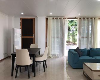 Nena Accomodations - Nadi - Essbereich