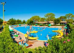 Camping Cisano - San Vito - Bardolino - Pool