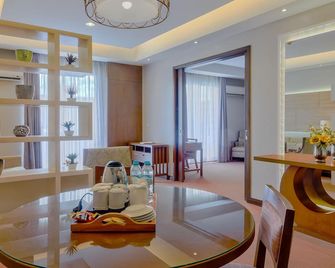 Mansion Garden Hotel - Subic Bay Freeport Zone - Dining room