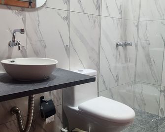 Hotel Embrujo Campestre - Jardín - Baño