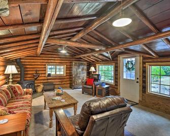 Historic Belfair Cabin Abode on the Hood Canal! - Belfair
