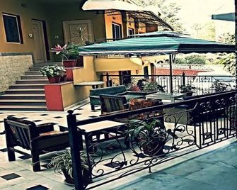 Hotel Saraswati - Mount Abu - Patio