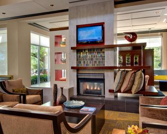 Hilton Garden Inn Albany Airport - Albany - Lounge