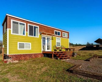 Big Tiny Home with panoramic views at Buena Vista Lavender Farm - Silverton - Building