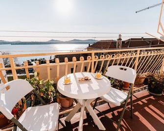 Arya apartment - Šibenik - Balkong