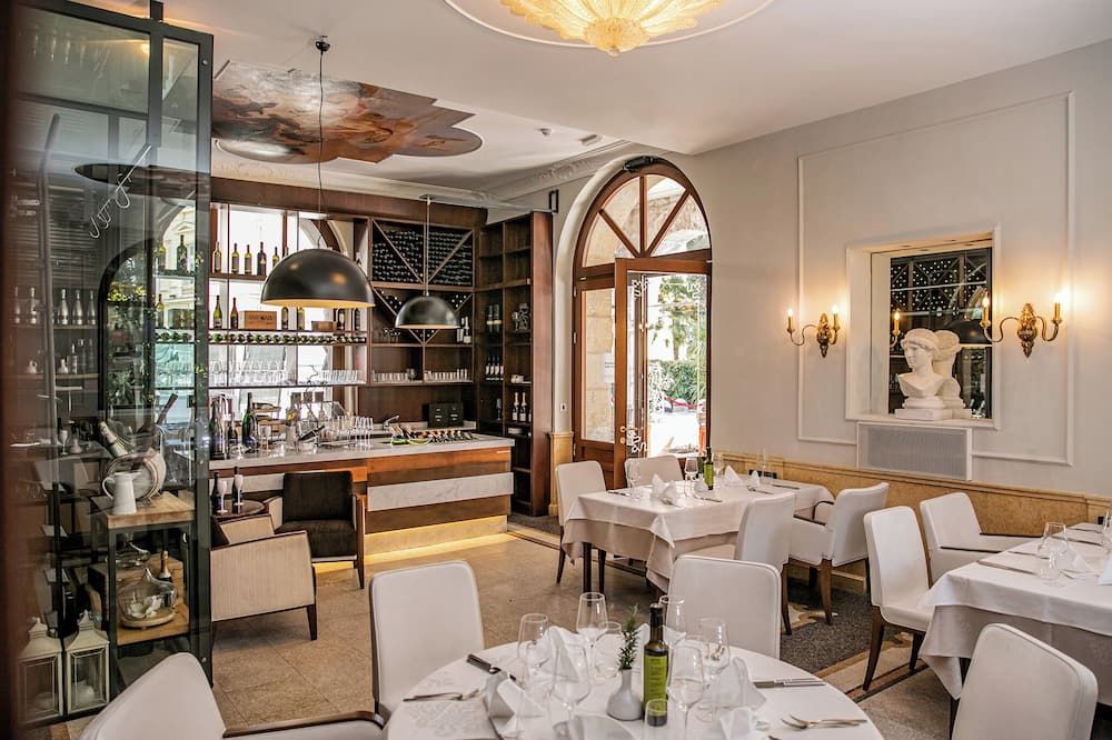 Amadria Park Hotel Sveti Jakov - אופטייה - מסעדה