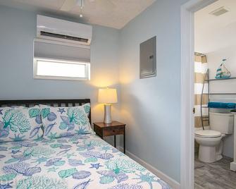 Two palms is a cozy 1 bedroom close to 17th street. - Fort Lauderdale - Habitación