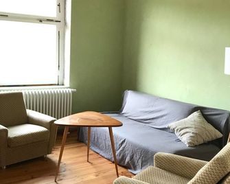 Sleeping in the station - Suite - Nebra station - Nebra - Wohnzimmer