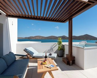 Elounda Stories Boutique Hotel - Elounda - Ban công
