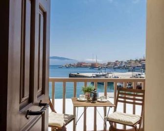 Spitakia - Chalki - Balcony