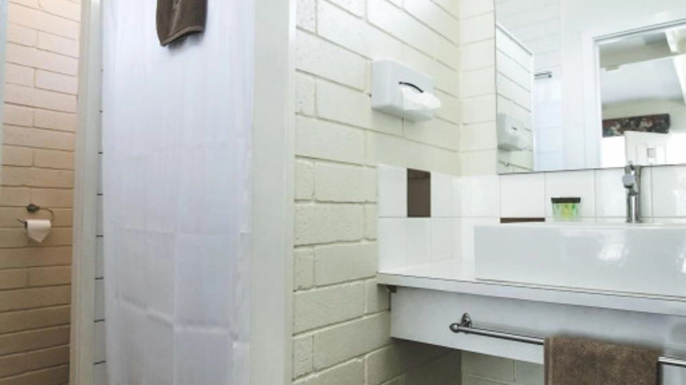 Central Highlands Motor Inn