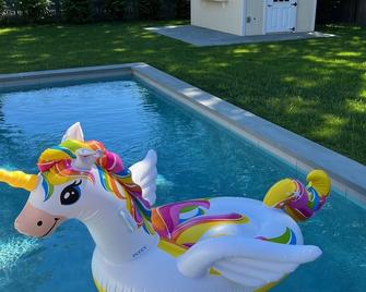 Charming House with Pool - Hampton Bays - Pool