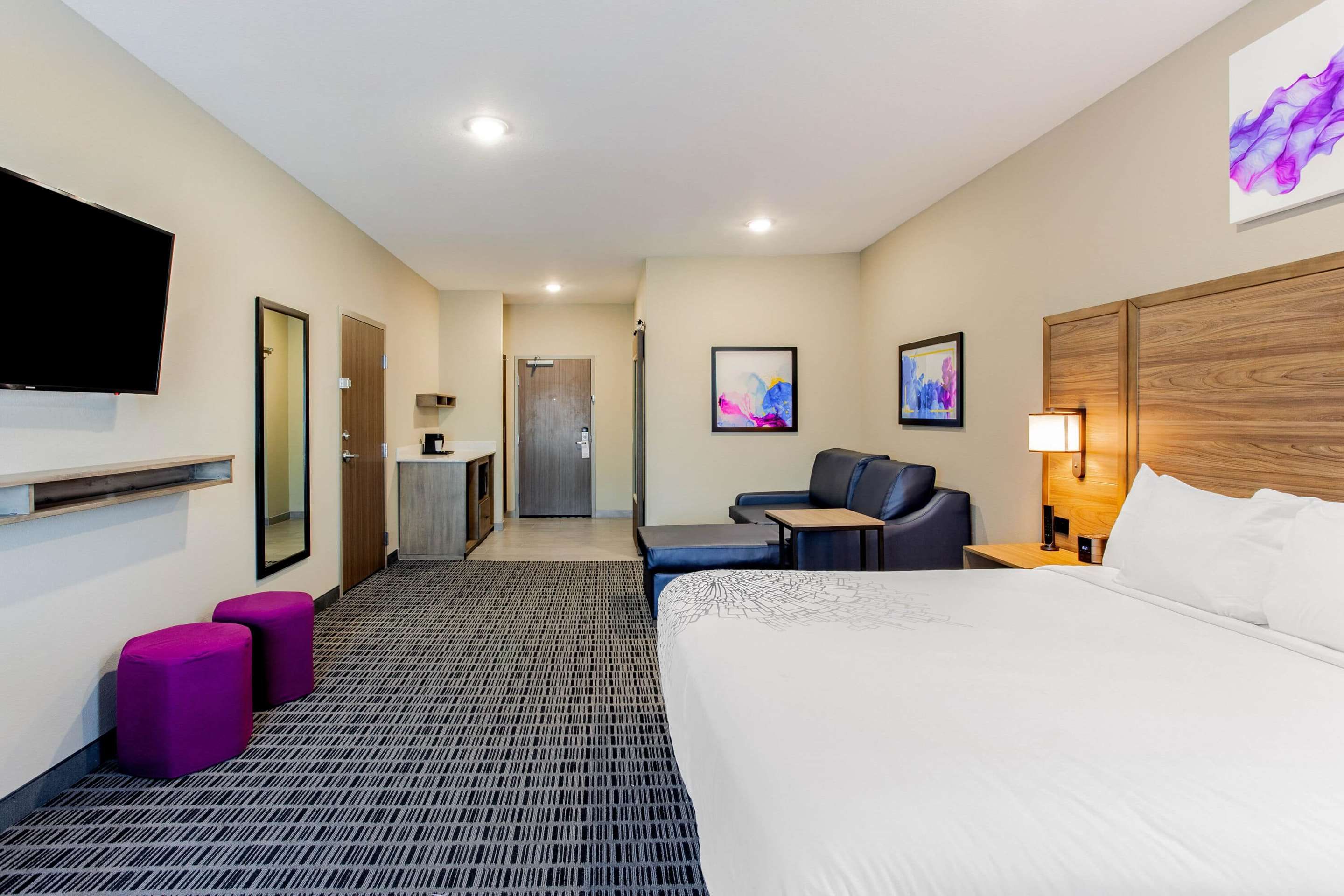 La Quinta Inn & Suites by Wyndham San Antonio Alamo City - סן אנטוניו - חדר שינה