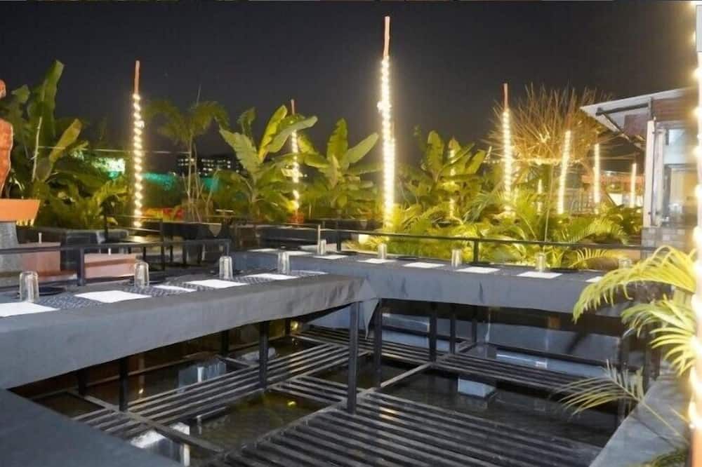 Orange Eye Resort ,Raipur thumbnail 3