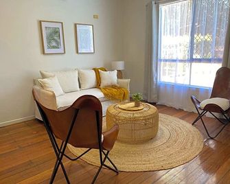 Ocean Park Motel & Holiday Apartments - Coffs Harbour - Sala de estar
