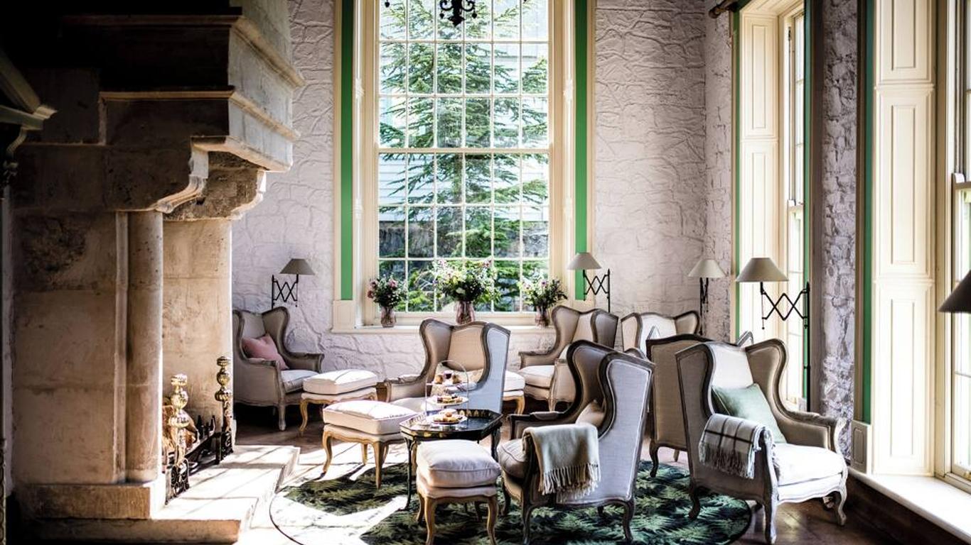 كليف آت لايونز