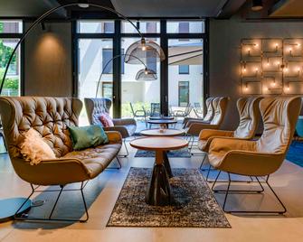 ibis Styles Friedrichshafen - Friedrichshafen - Lounge