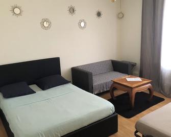 appartement entier 2 chambres - Beauvais - Habitación