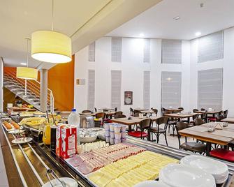 تراي هوتل بالنياريو كامبوريو - بالنياريو كامبوريو - مطعم