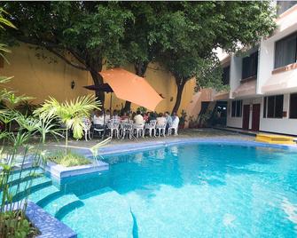 Hotel Cabildos - Tapachula - Zwembad