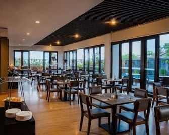 Laska Hotel Sukabumi - Sukabumi - Restaurant