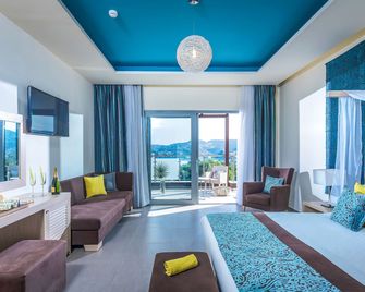 Blue Bay Resort Hotel - Agia Pelagia