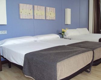 Hotel Puerta De Ocana - Ocaña