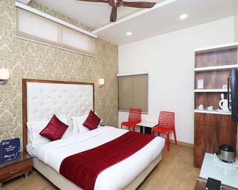 Oyo 3614 Hotel Pandav - Pachmarhi - Habitación