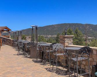 Woodland Country Lodge - Woodland Park - Balcón