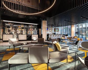 Ola Santiago Providencia, Tapestry Collection by Hilton - Santiago - Lounge