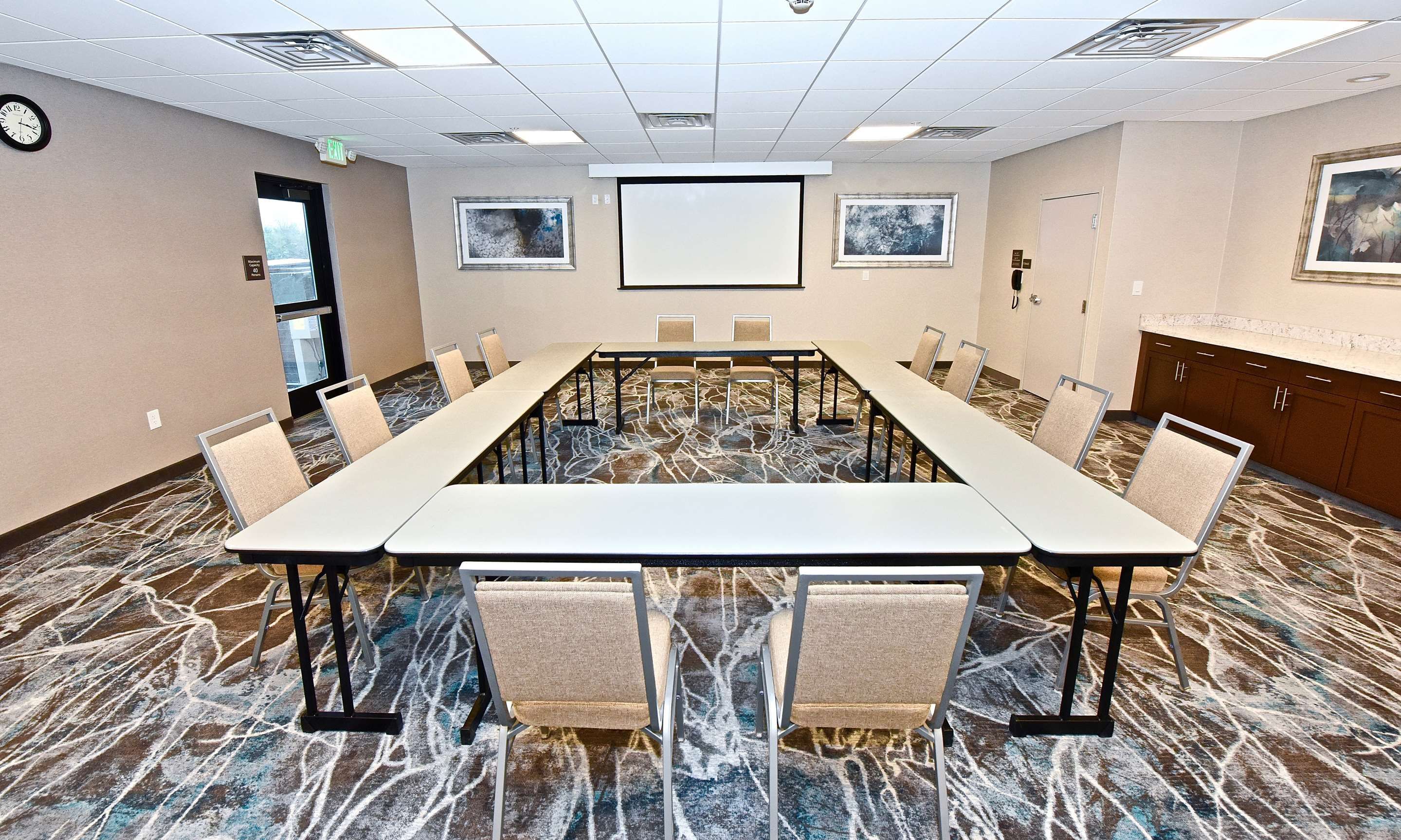 Conference room view of Hampton Inn Kirksville