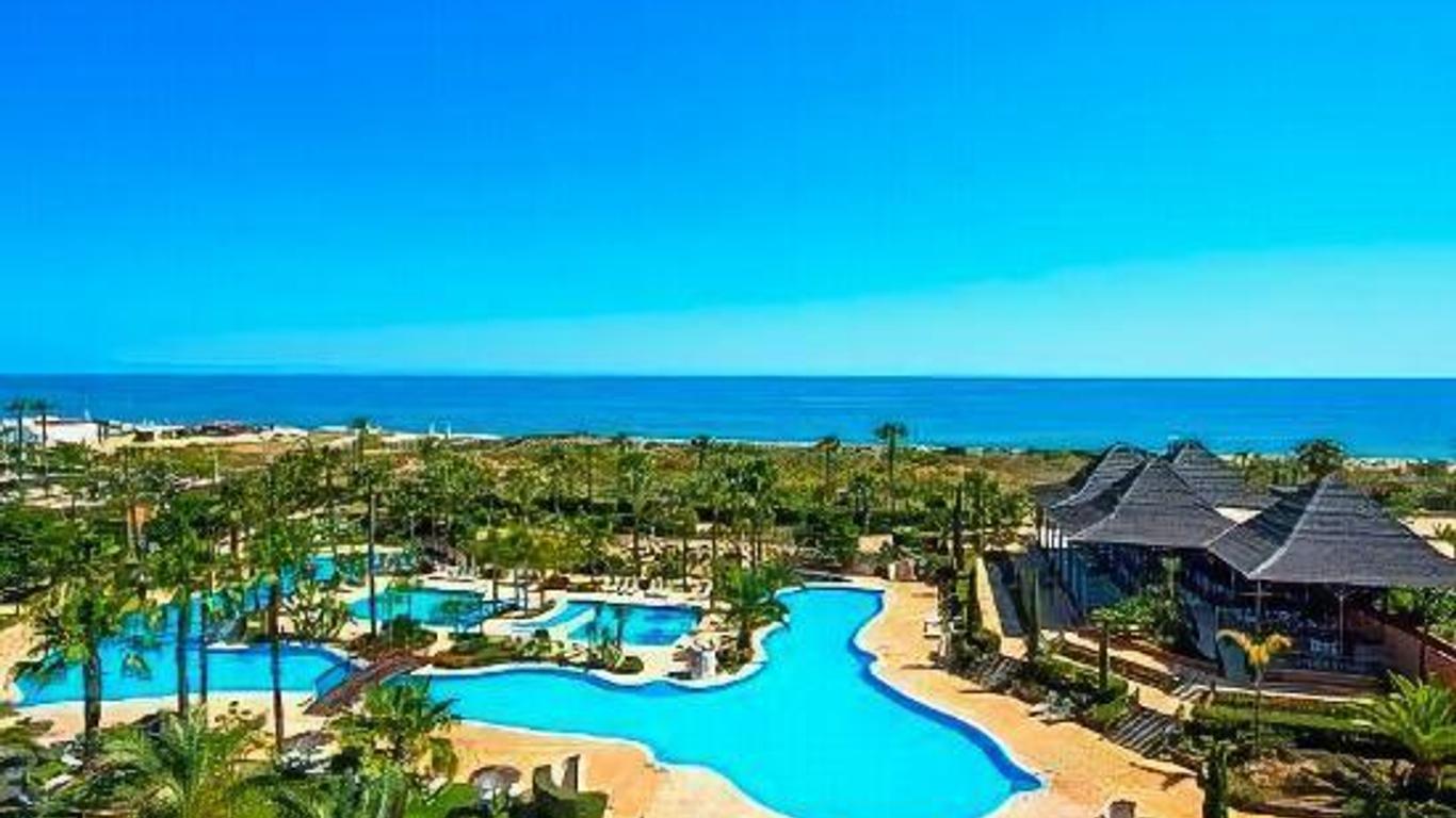 Puerto Antilla Grand Hotel