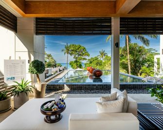 Aleenta Phuket - Phang Nga - The Leading Hotels of the World - Takua Thung - Front desk