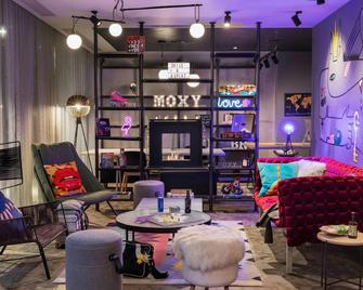 Moxy Bucharest Old Town - Bucareste - Lounge