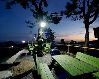 Marine Port Resort - Seogwipo - Balcón